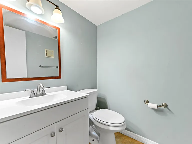 15054 Ashland Way #84 — Photo 8