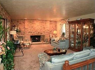 2nd image of 5920 Farvue Dr