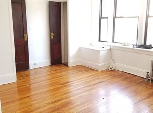 3136 30th St APT 1F, Astoria, NY 11106