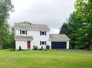 4325 Cleveland Rd, Syracuse, NY 13215