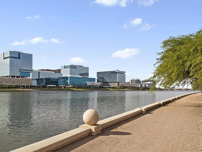 Camden Tempe — Photo 80