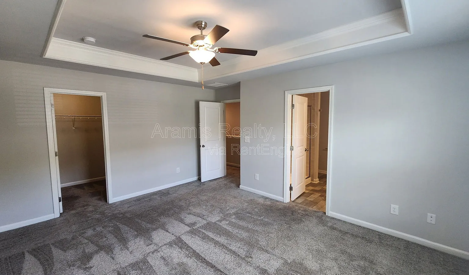 3 bed, 2.5 bath, 1500 sqft, $1,995 — Photo 4