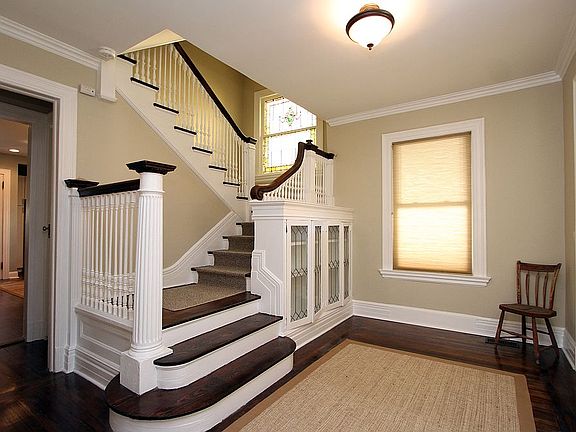 4th image of 769 Mosswood Ave
