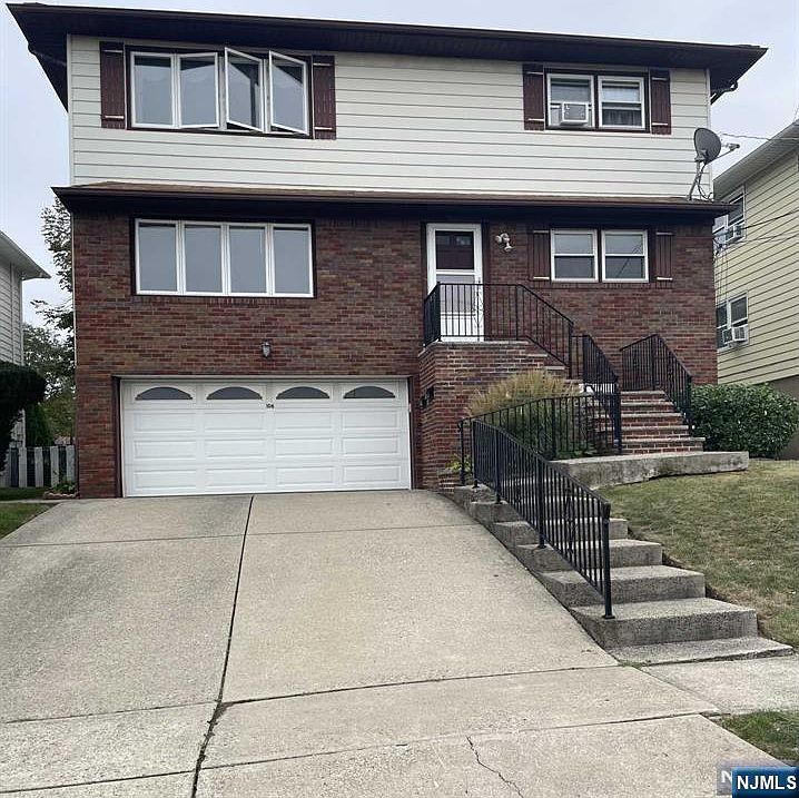 1st image of 106 Maitland Pl