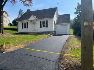 16 Benedict Rd, Lancaster, PA 17603