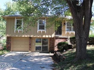 8925 Kentucky Ave, Kansas City, MO 64138