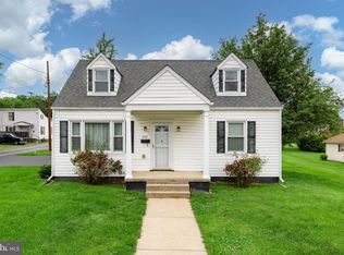 220 Mechanic St, Luray, VA 22835