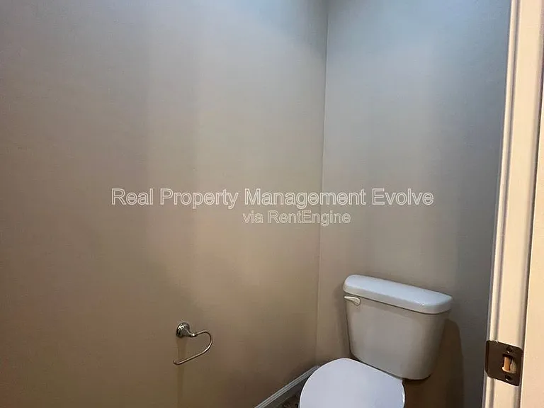 3454 E Constitution Dr — Photo 23