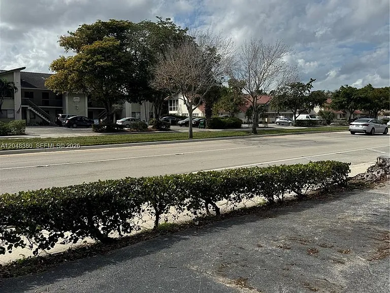 3167 Coral Springs Dr #123 — Photo 32