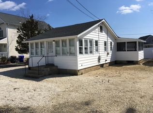 121 Mathis Dr, Brick, NJ 08723