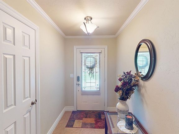 2nd image of 2912 Brookhaven