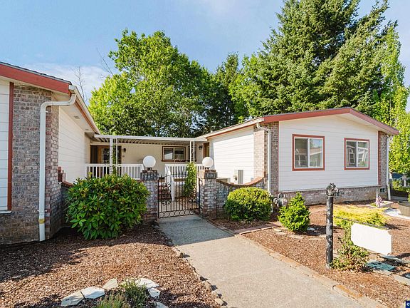 2nd image of 2120 Robins Ln SE Unit 53