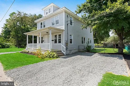 28 Victoria Ave #A Photo 1