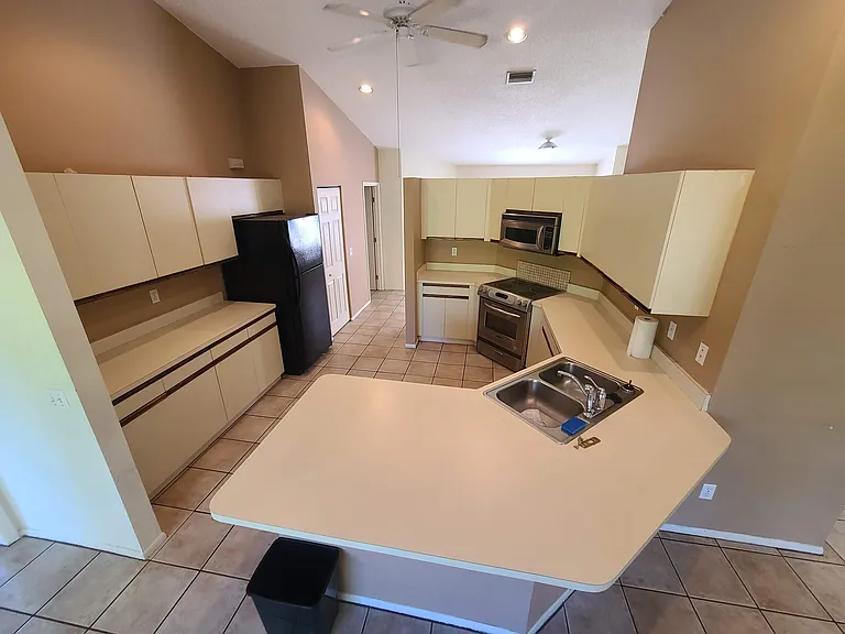 3972 Palau Dr — Photo 3