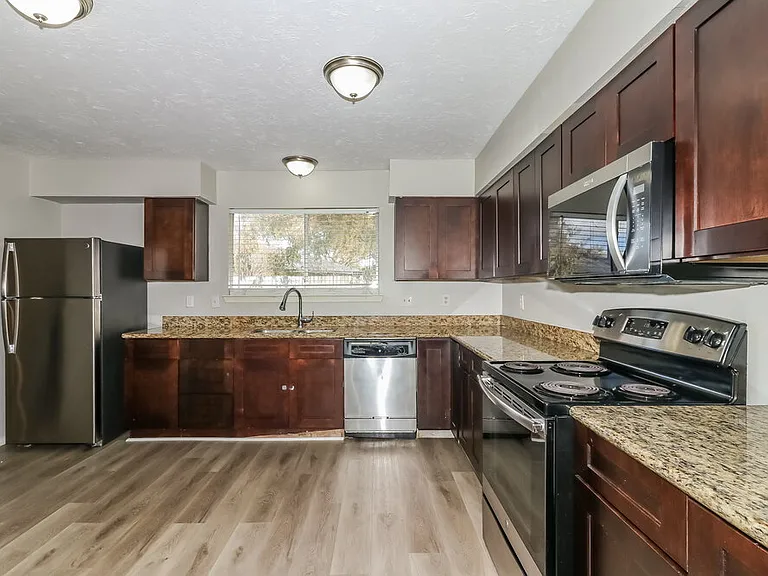 3446 Hombly Rd — Photo 7