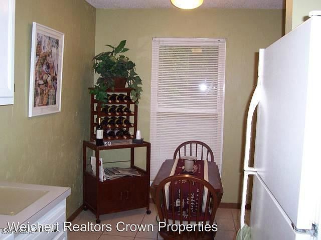 2nd image of 1859 Oak Water Dr