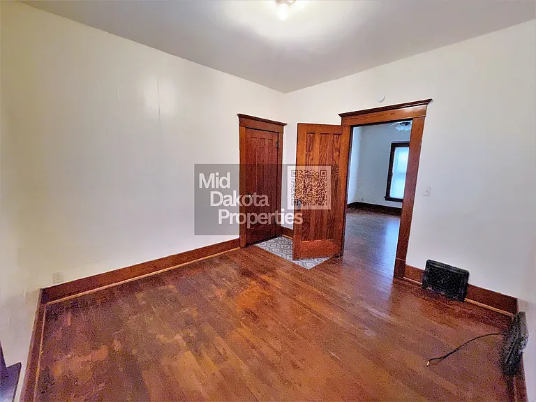 421 E 7th Ave — Photo 13