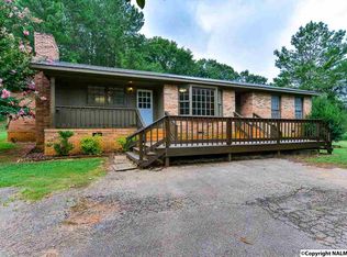 451 Airport Rd, Laceys Spring, AL 35754