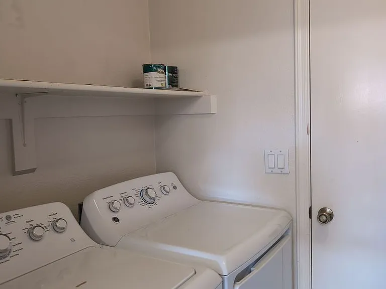73 S Cypress Ct — Photo 21