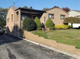 729 Vogan St, New Castle, PA 16101