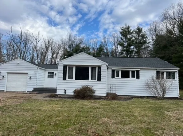 7 Butler Rd, Wilbraham, MA 01095