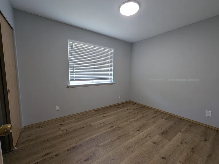 368 Snahapish Ave SE — Photo 25