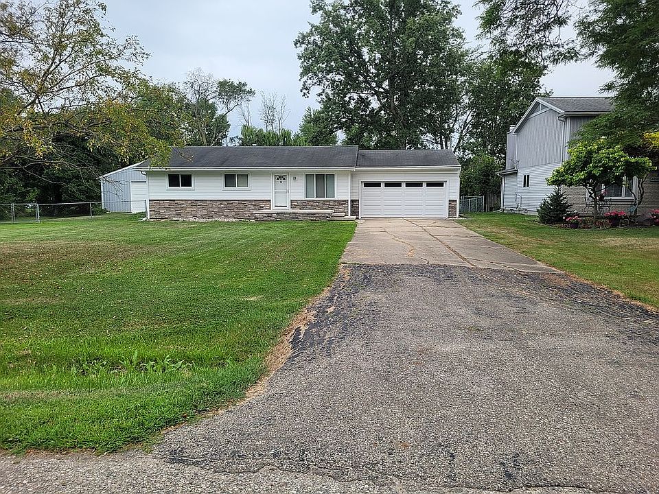 1st image of 48188 Forbes Dr