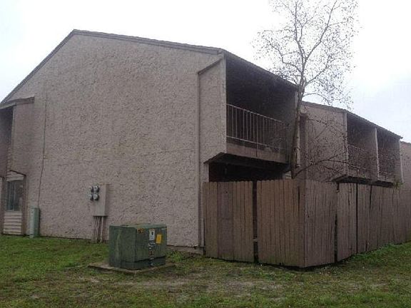 2nd image of 2015 Whitby Dr Unit 2204