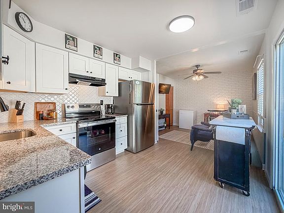 5th image of 5710 Dunbar Ct