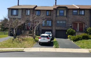 3173 Spring House Ln, Southampton, PA 18966