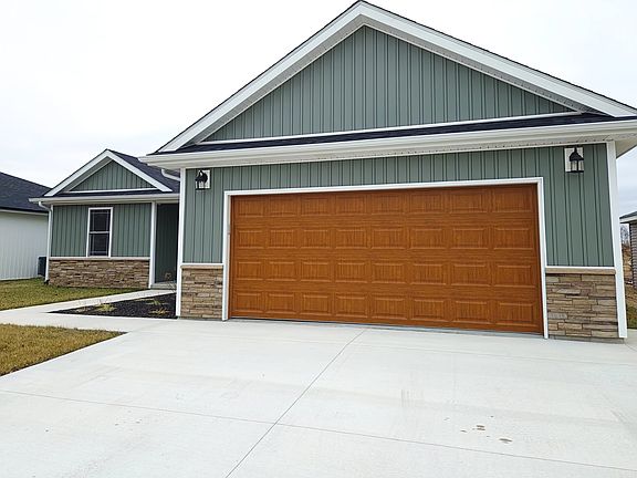 2nd image of 737 Marley Ln