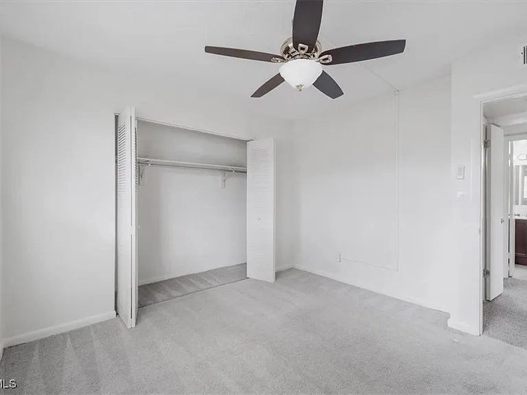 339 Joel Blvd #121 — Photo 9