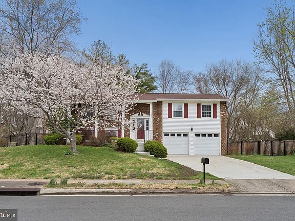 2nd image of 8910 Spur Rd