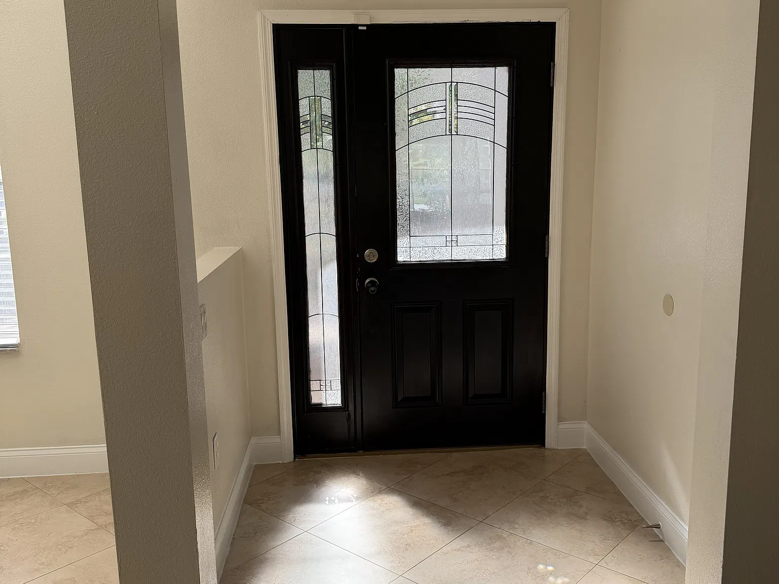 4 bed, 2948 sqft, $3,500 — Photo 2