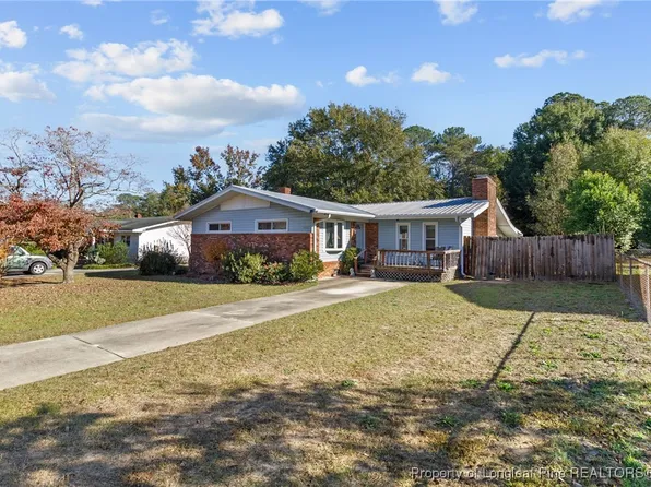 2167 Amoora Dr, Fayetteville, NC 28304