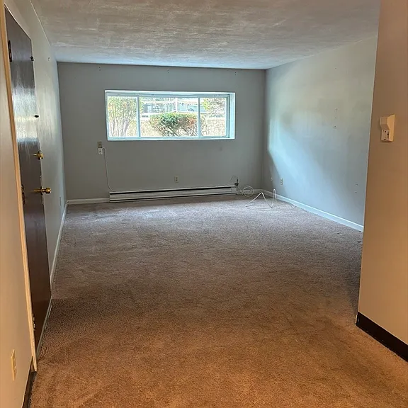 135 Winthrop St #1B — Photo 5
