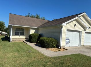 852 Pyle Ln, Hopkinsville, KY 42240