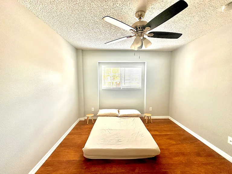 8515 Palm Harbour Dr — Photo 34