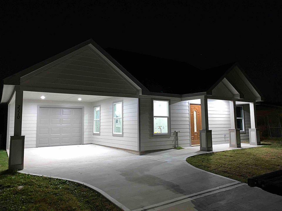 1st image of 2110 18th St