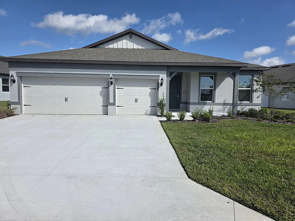 4485 SW 84th St