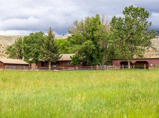 25 Four Bear Ln, Cody, WY 82414
