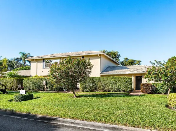 21 Stratford Drive #D, Boynton Beach, FL 33436