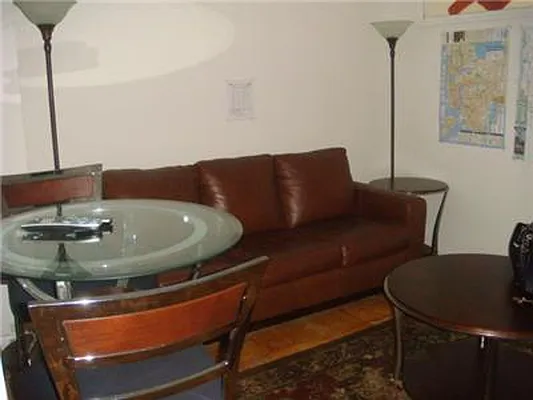 Rented by Luxury Property Group | media 30