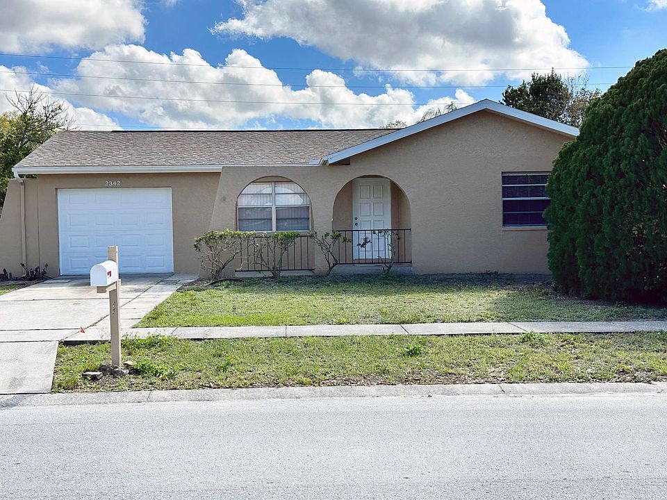 1st image of 2342 Knoll Ave S