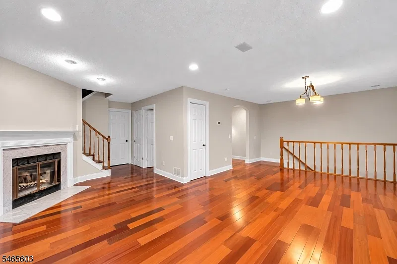 1118 Sage Ct