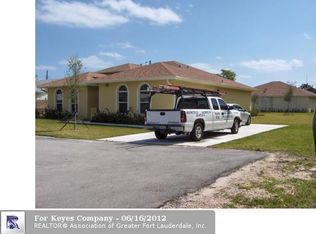 460 NW 52nd St, Oakland Park, FL 33309