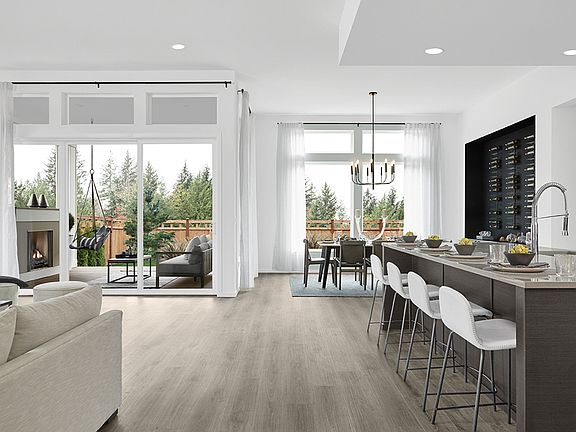 Interior Image For The Clover