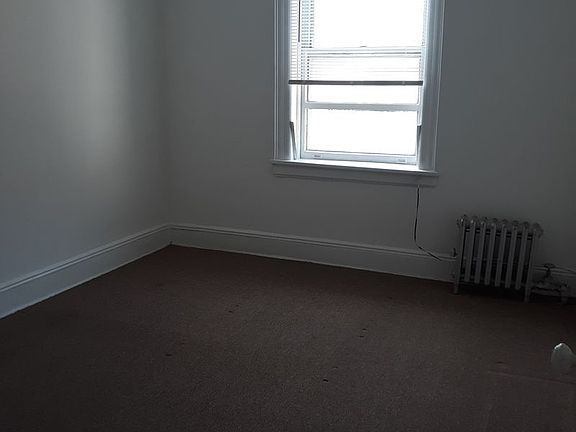 5th image of 2268 29th St #2