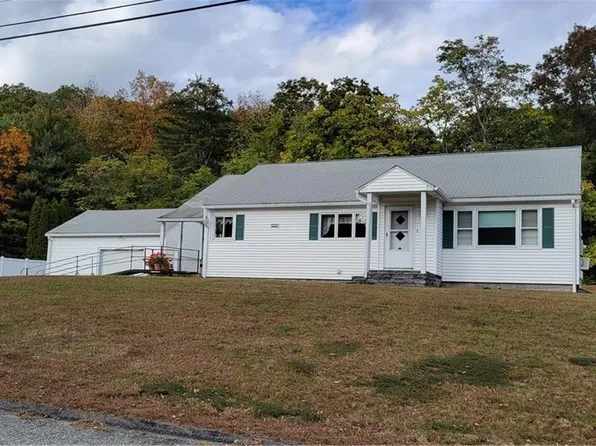27 Dewey Street, Putnam, CT 06260