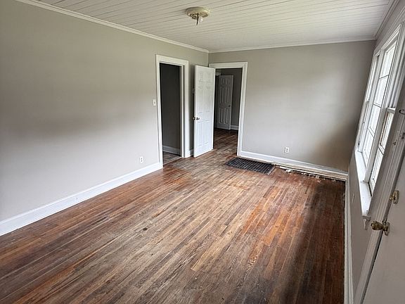 2nd image of 40 Echols Dr #A-1